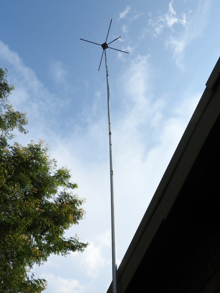 11 m Band Cobwebb antenna centred at 27.500 MHz
